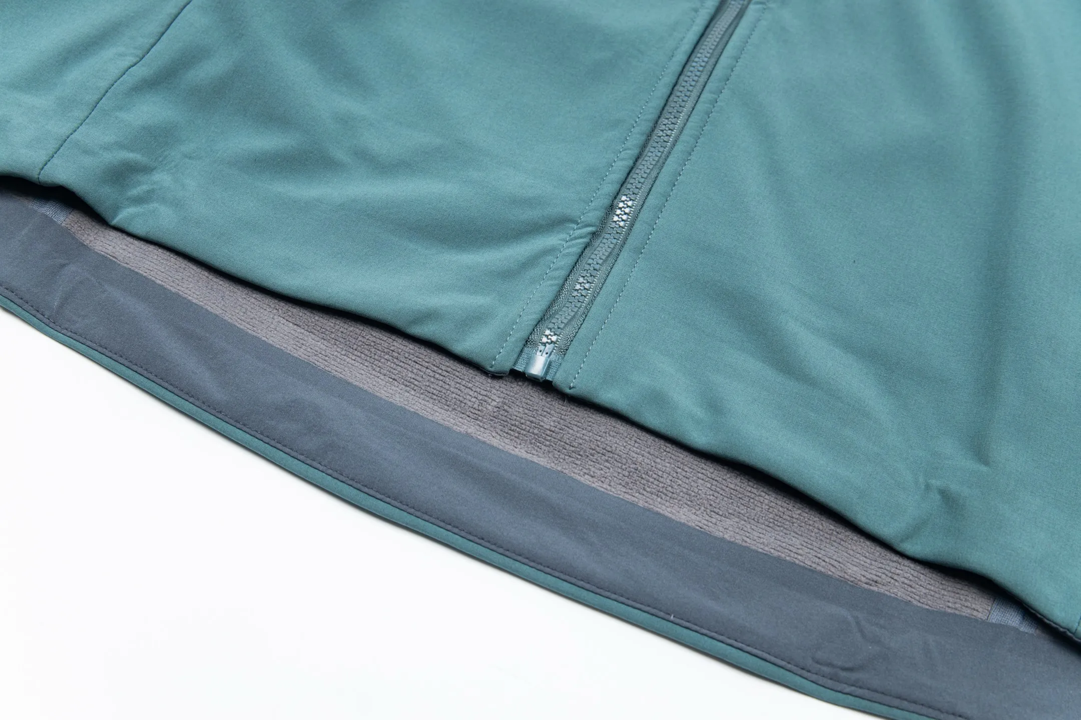 【 】 ARCTERYX GAMMA MX 100％ Series（essentials） gamma mx :Fortius 2.0 :85% ，15% :94% ，6% Gamma ，MX ， ， ， Gamma MX Top Seller， ， Series， ， ; Gamma MX ， ， ， ， ; ，New Arrival ， ， DWR ， ， ，Breathable Wind Stopper ， ， Series ： Blue Black ：S-XXL